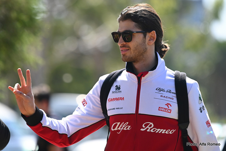 Giovinazzi, Button join virtual Grand Prix field